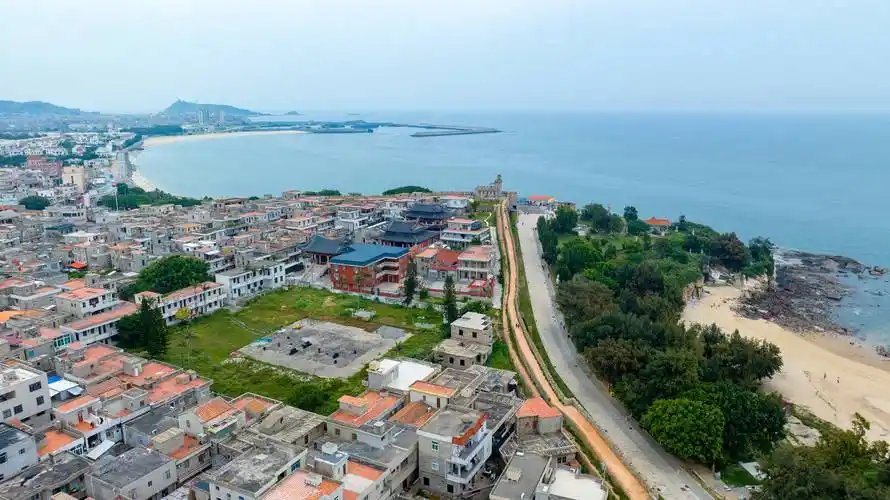 崇武古城石雕介绍_崇武古城石雕园_崇武古城雕塑