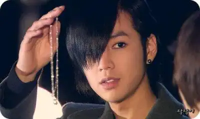 张根硕《原来是美男啊》剧照 黄泰京