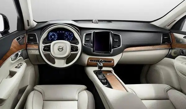 沃尔沃全新xc90中控台