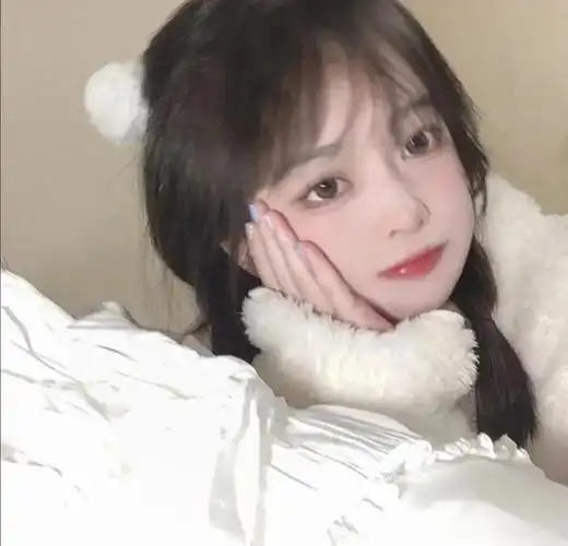 summer甜美女生头像