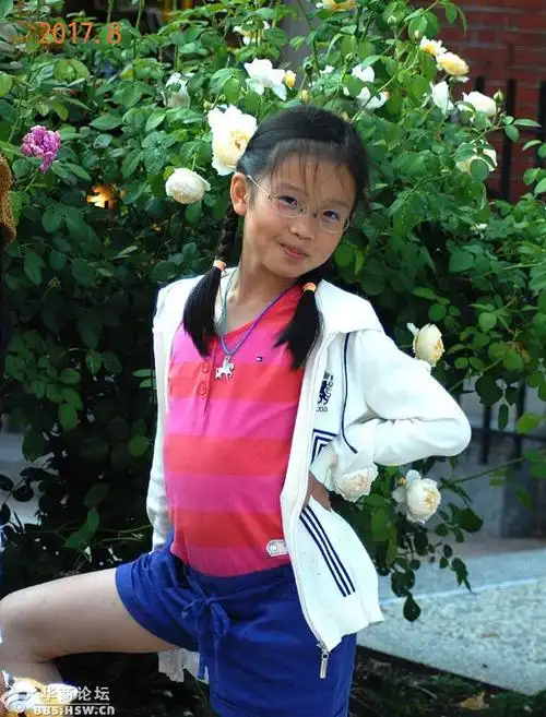 8岁女孩(人物摄影)