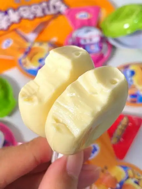 这是奶酪棒~还以为会是大白兔那种粘牙硬糖的口感没想到是这种奶乎乎