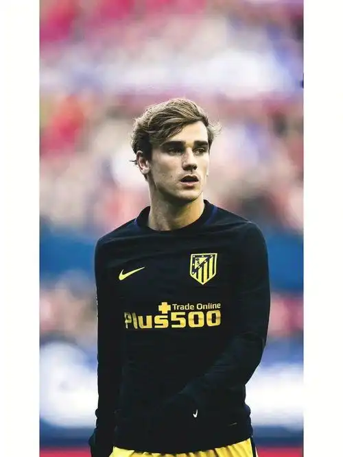 16年颜值巅峰的格里兹曼谁能不心动呢最后是19年宁泽涛和姆巴佩的梦幻