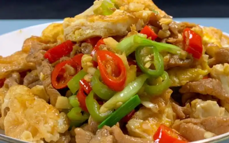 大厨分享饭店招牌菜农家一碗香,做法简单,鲜香可口,好吃下饭.