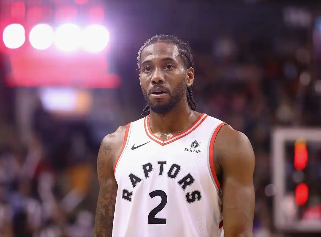 原创终极大招莱昂纳德若续约猛龙可获得百万美元别墅湖人快船要哭了