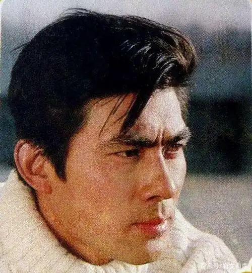 朱时茂这部1982的电影《牧马人》,原来不止有送老婆,还有