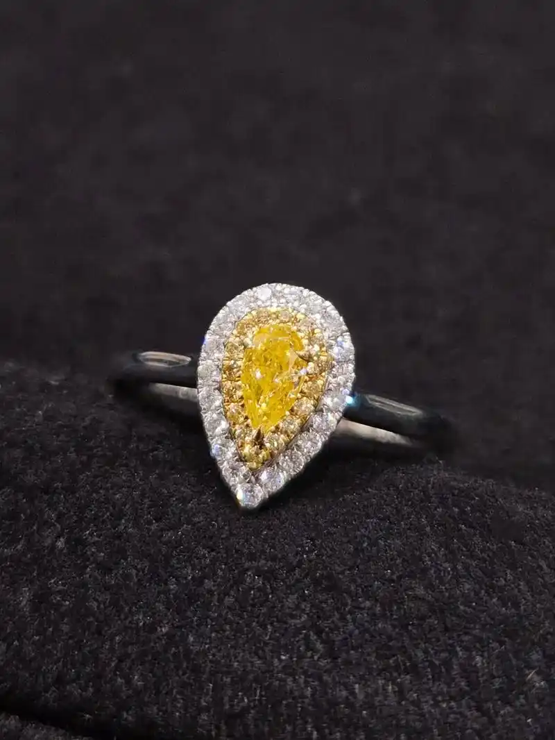 namya彩色钻石,金字塔尖尖儿的.#namya彩色钻石 金 - 抖音