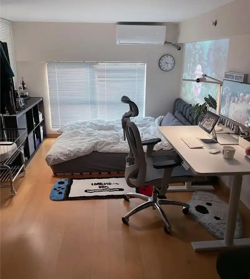 男生卧室|逐渐沉迷于自己的小房间.#图文热搜词创作任务 #人 - 抖音