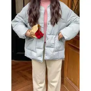 林阿俊2021烟灰蓝薄款保暖90白鸭绒圆领短款羽绒服外套