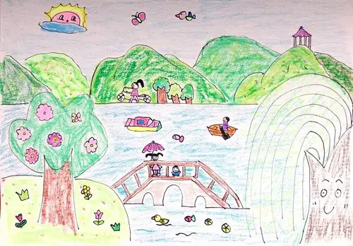 星星班  卢沁薇 《逛公园》