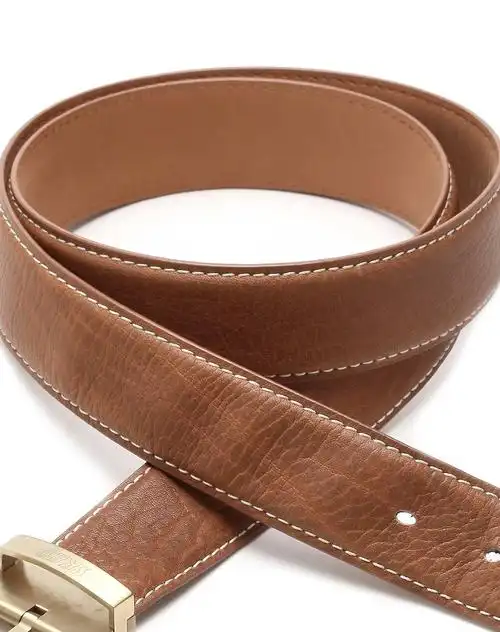 男款泥黄色牛皮皮带