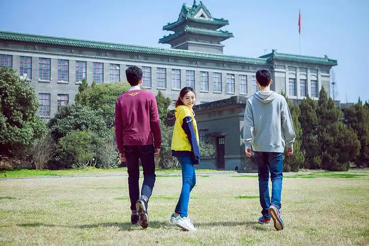 校园文化衫宣传照