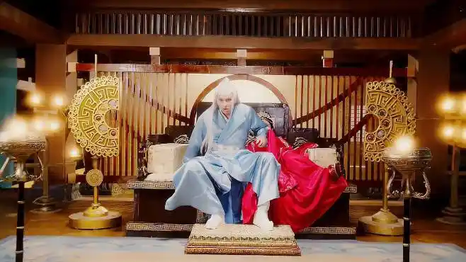 丑女医妃第二季4:看洛无忧会怎样撩冷玄辰,两人就是一对欢喜冤家-影视