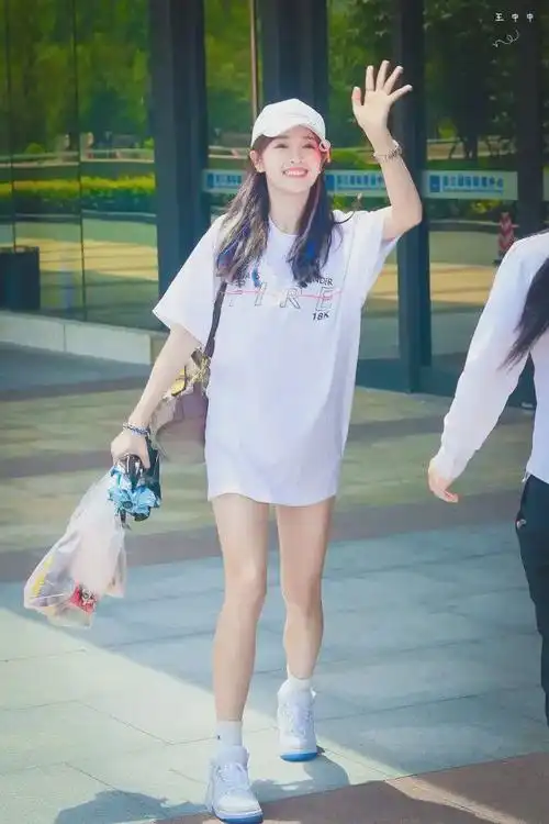 yin yang除了 off-white 和 air jordan 的联名,其他款式的 aj 吴宣仪