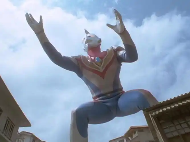 戴拿奥特曼被虐