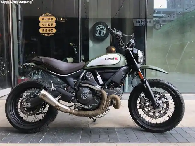 杜卡迪自游800攀爬者野