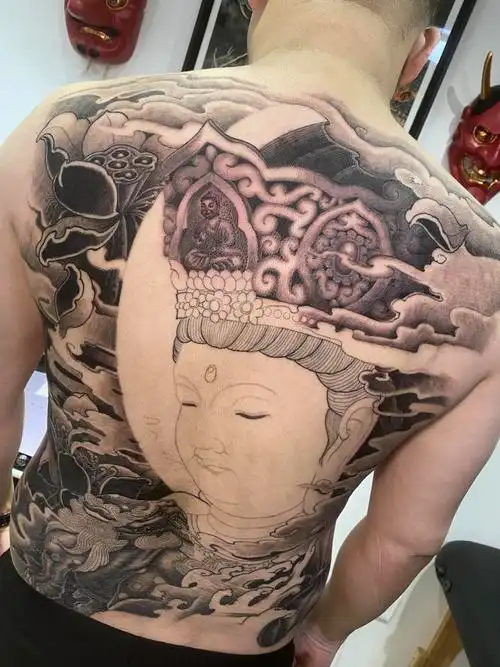 满背普贤菩萨_纹身图案手稿图片_李默的纹身作品集