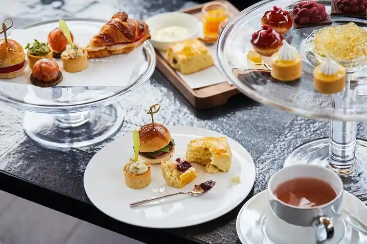 café gray deluxe 花园里的下午茶时光