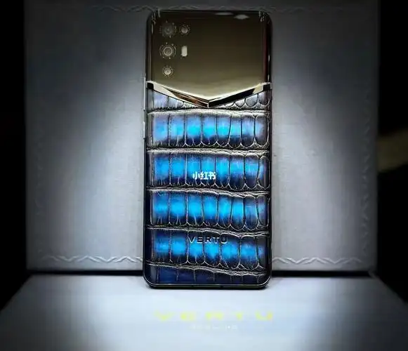 月白蓝擦色鳄鱼皮