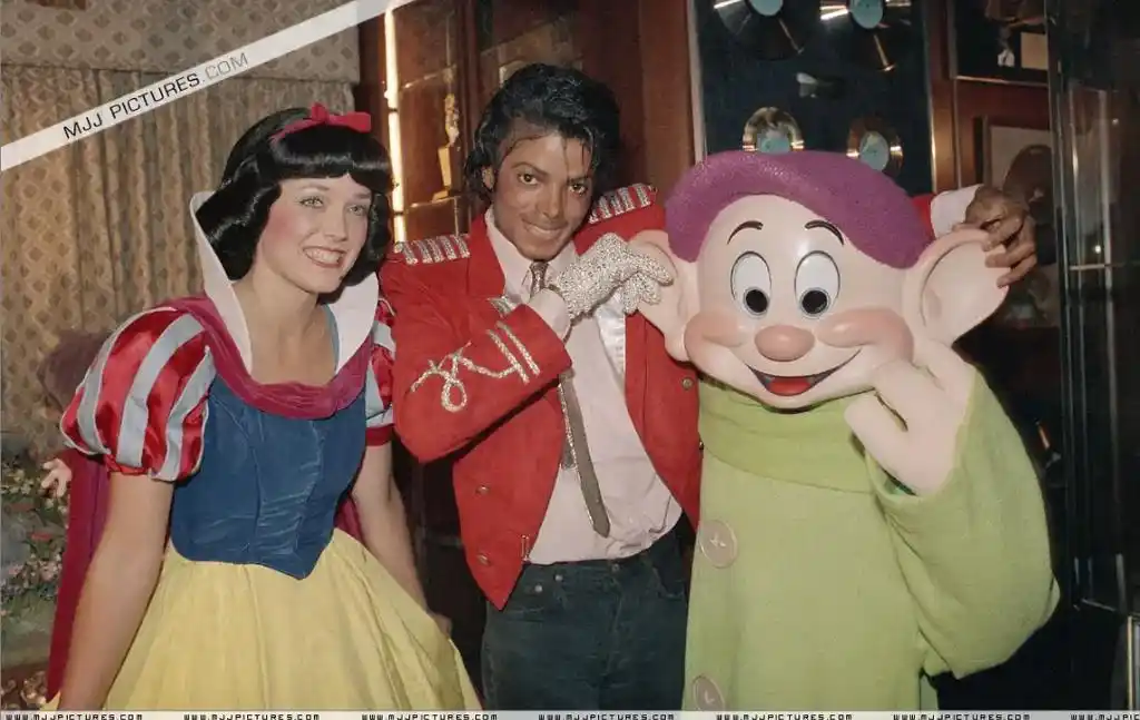 迈克尔杰克逊 歌曲:p.y.t. - 抖音