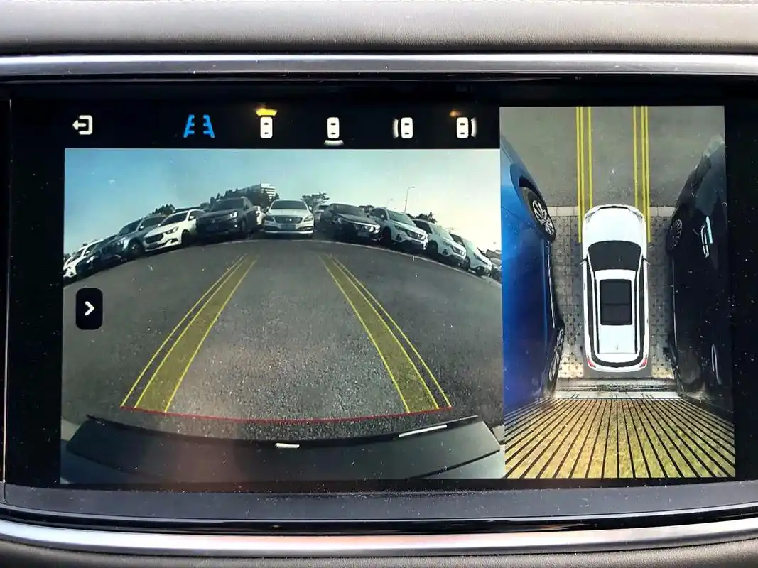 360度全景倒车影像 图片来源:时代财经潘卓伦摄