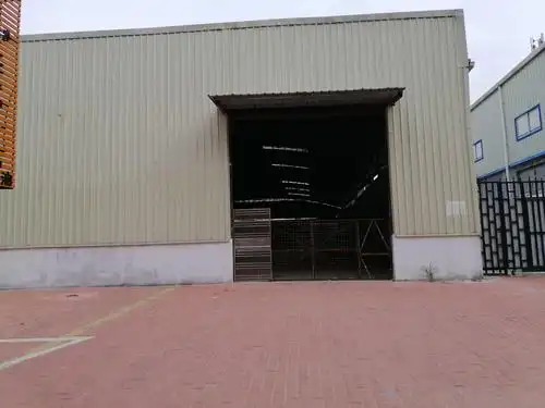 东城桑园小型铁皮厂房