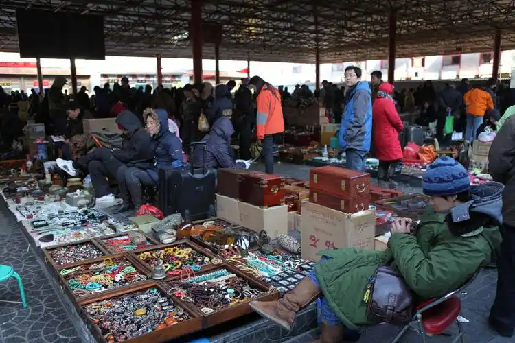 潘家园"罢市 "古玩市场转型升级