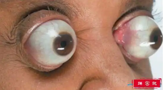 盘点世界最长印度男子左手指甲长度总和竟达9米