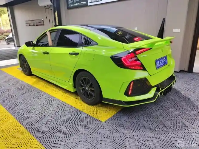 十代思域改装,这个绿色是真好看