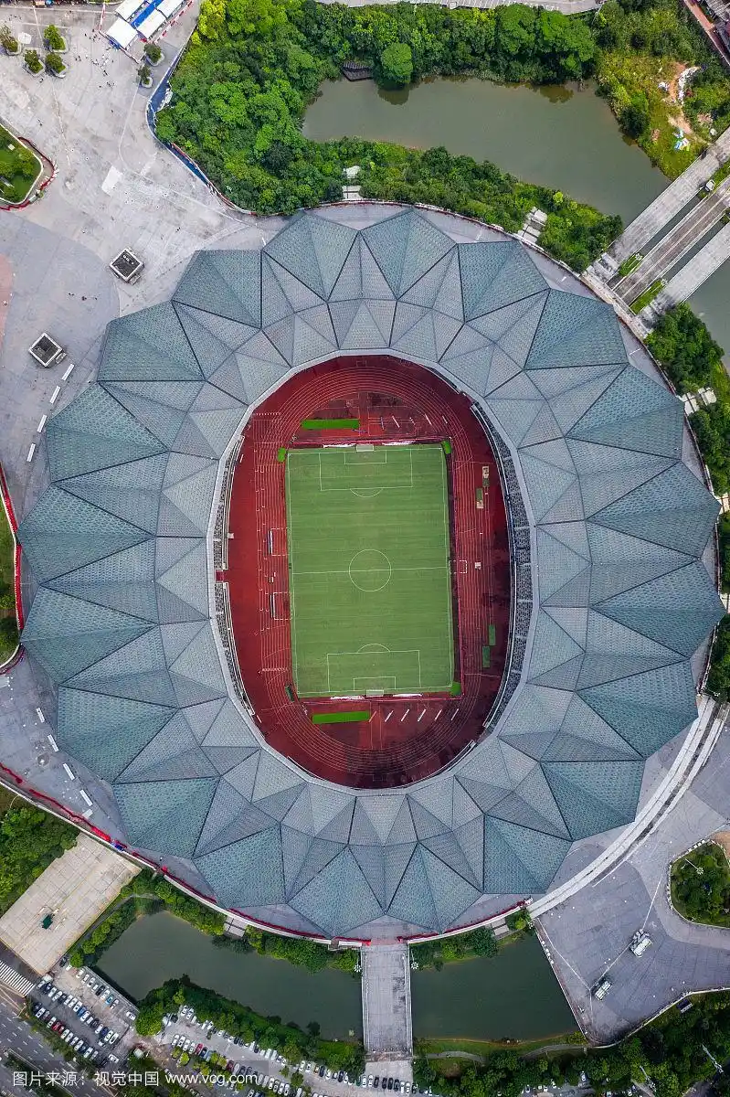 龙岗大运中心体育场
