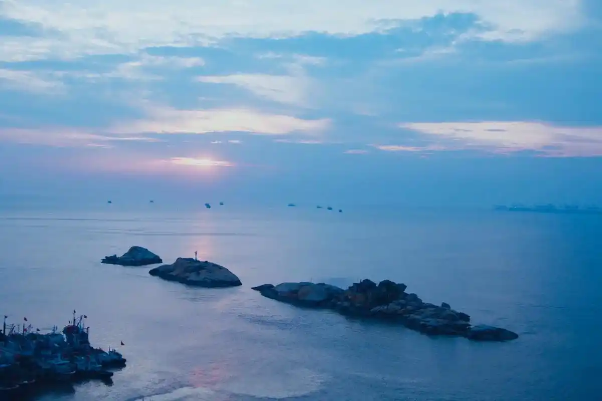 大洋山|环岛骑行.大洋山岛位于舟山市嵊山县洋山镇,中国最古老 - 抖音