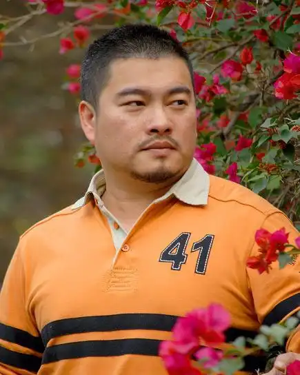 【转载】壮熊:超u,超大,超清晰【珍藏版】