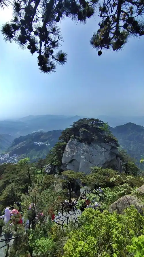 麻城龟峰山