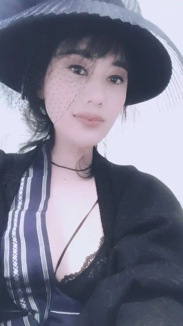 大师杜可风携中国最美诗人黑文亮相日本奈良国际电影节