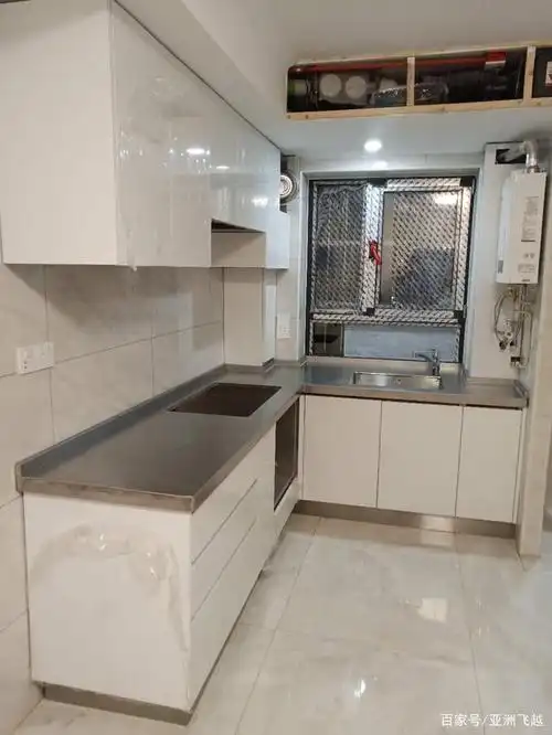 为什么越来越多的人厨房爱用不锈钢橱柜台面?