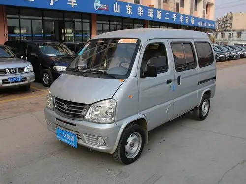 一汽吉林佳宝v52