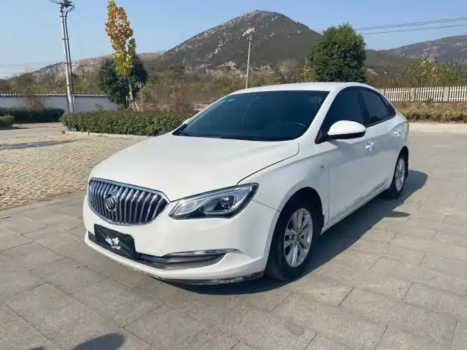 徐州抵押车17年别克英朗gt出售