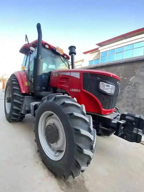 新车到货1804大型东方红发动机180马力微慢爬四轮拖拉机雷沃21046四轮