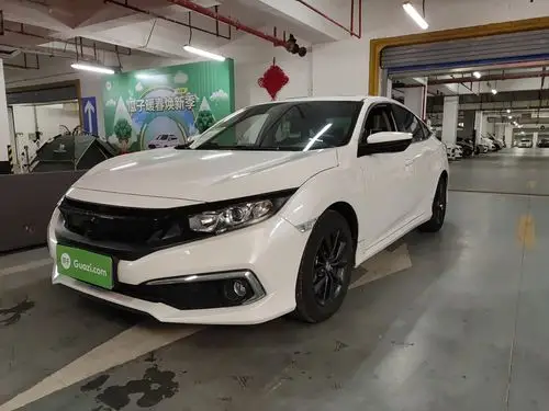 本田思域2019款15t自动劲动版220turbo国Ⅵ