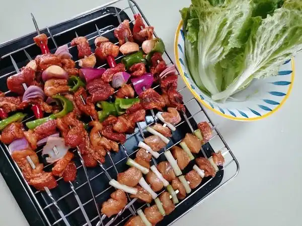 小葵1028-做的不只是外面卖的烧烤叫烧烤,自己做的那更是王道,烤