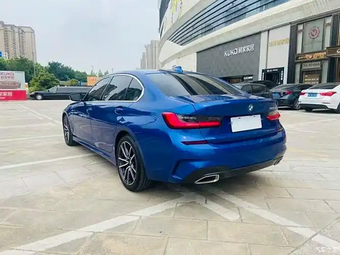 21款改款宝马3系行驶2.5万公里,特价