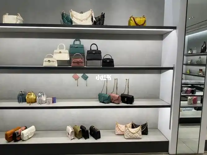 最新陈列图,原相机实拍#包包分享  #小ck  #最新款