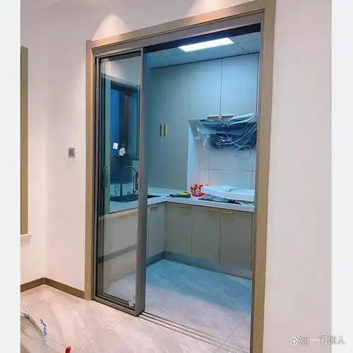 厨房铝合金玻璃推拉门怎么做效果好?普通工薪业主这样选准没错!