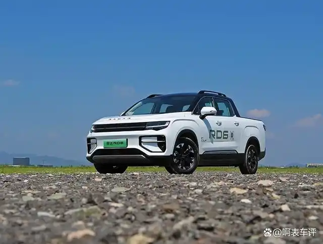 吉利首款纯电皮卡雷达rd6,外观时尚,搭200kw电机,续航达610km