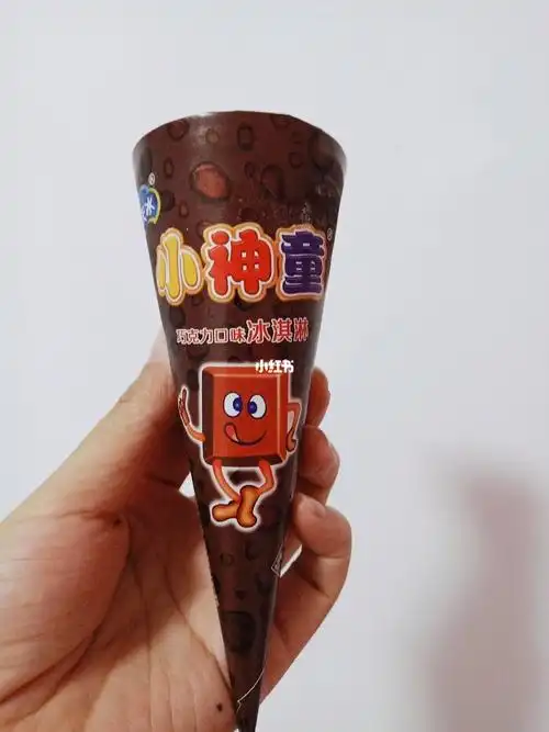 年轻的时候都不吃 四个圈 觉得不好吃,爱吃小神童,今天觉得四个圈完胜