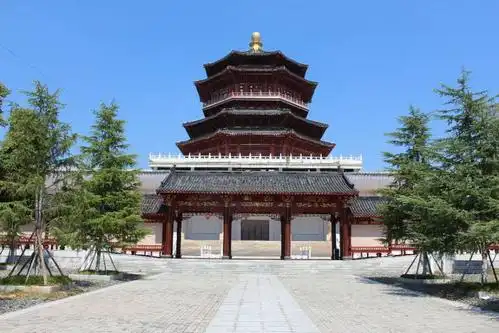 太和塔 直线距离448m