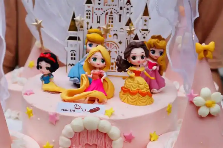 女宝宝生日蛋糕公主蛋糕