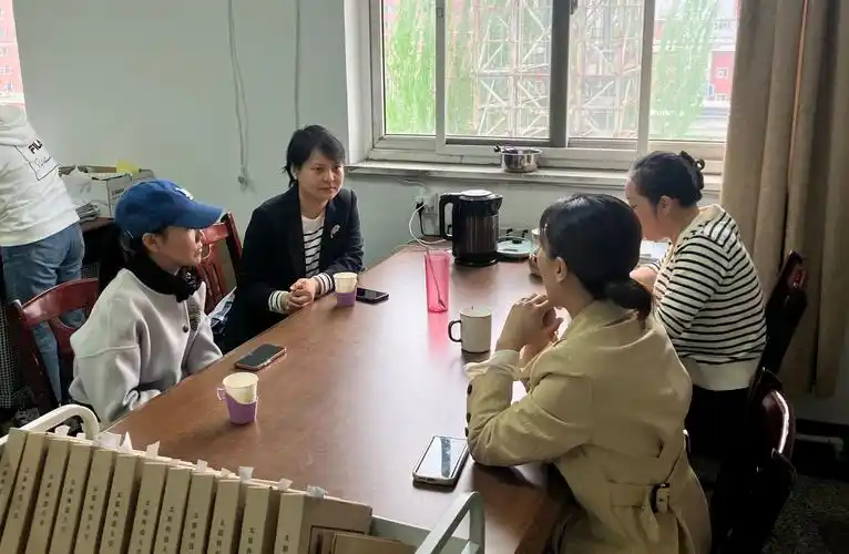 山西传媒学院档案馆来我校档案馆调研