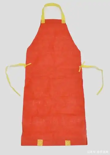 06成品展示 一个标准的围裙就做好了,是不是特别简单呢,而且质量一点