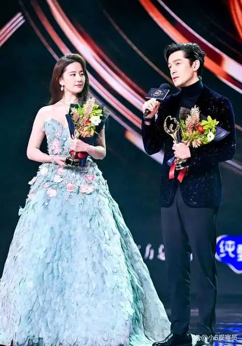 胡歌说没想到会和刘亦菲同台,仙一真是好的剧本好的演员好的音乐